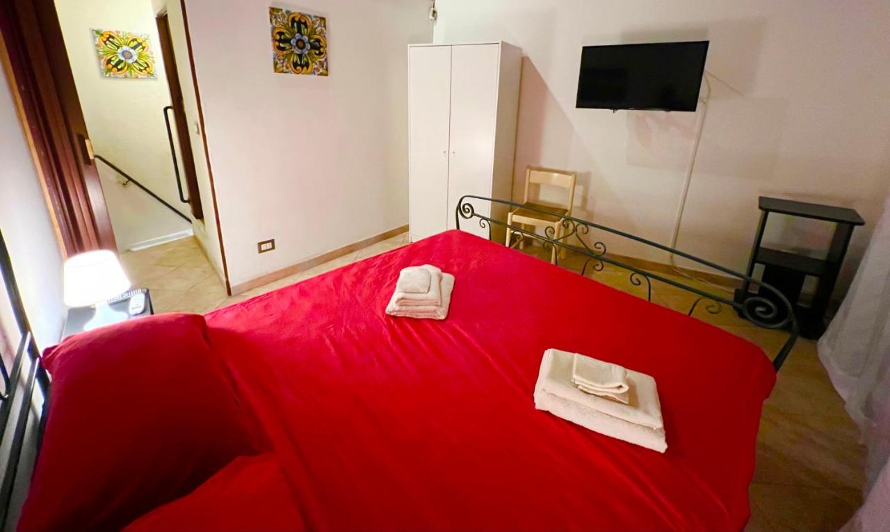 Etnea House Catania Center Villa ภายนอก รูปภาพ